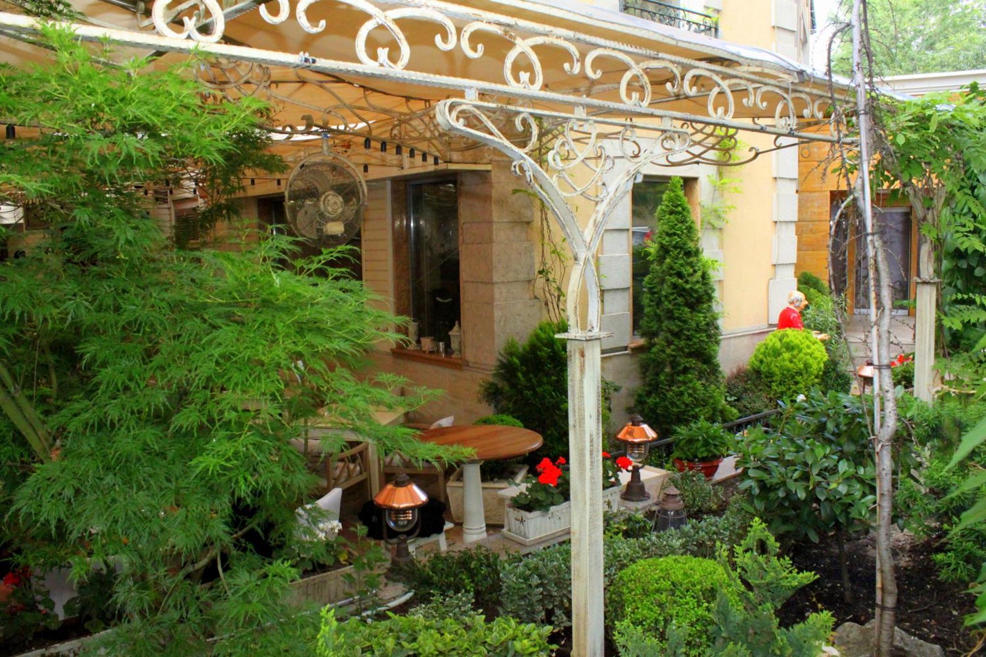 Meg-Lozenetz Hotel Sofía Exterior foto